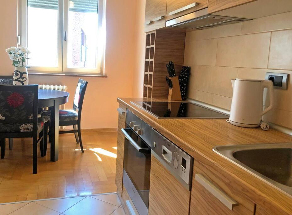 Quince Apartment-Free Parking-City Center Belgrado Esterno foto