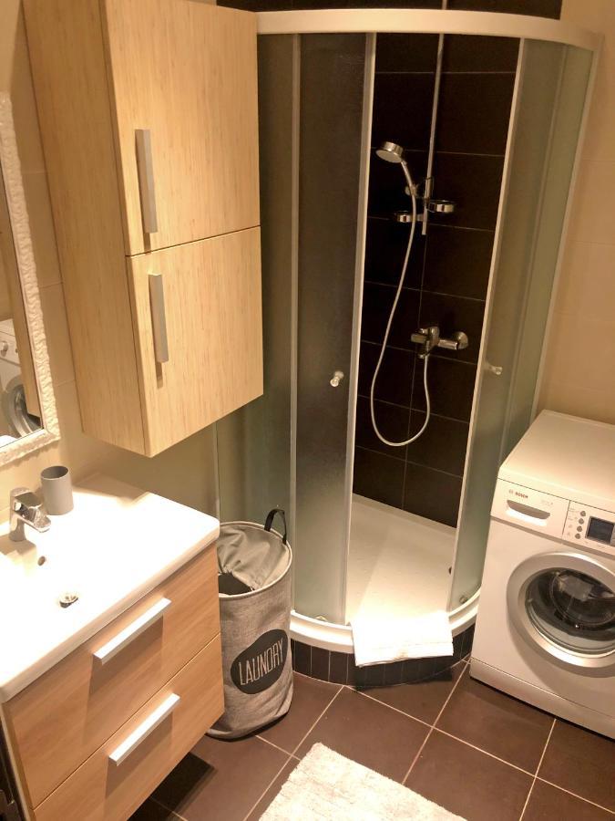 Quince Apartment-Free Parking-City Center Belgrado Esterno foto