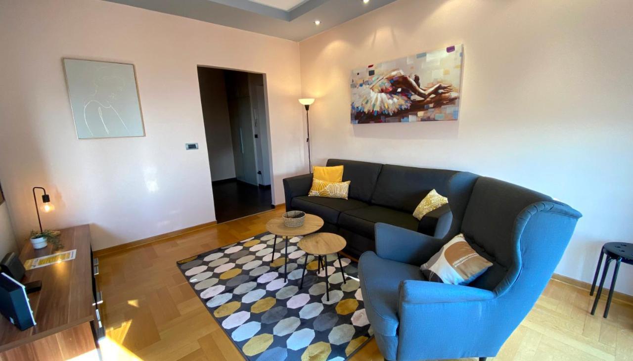 Quince Apartment-Free Parking-City Center Belgrado Esterno foto