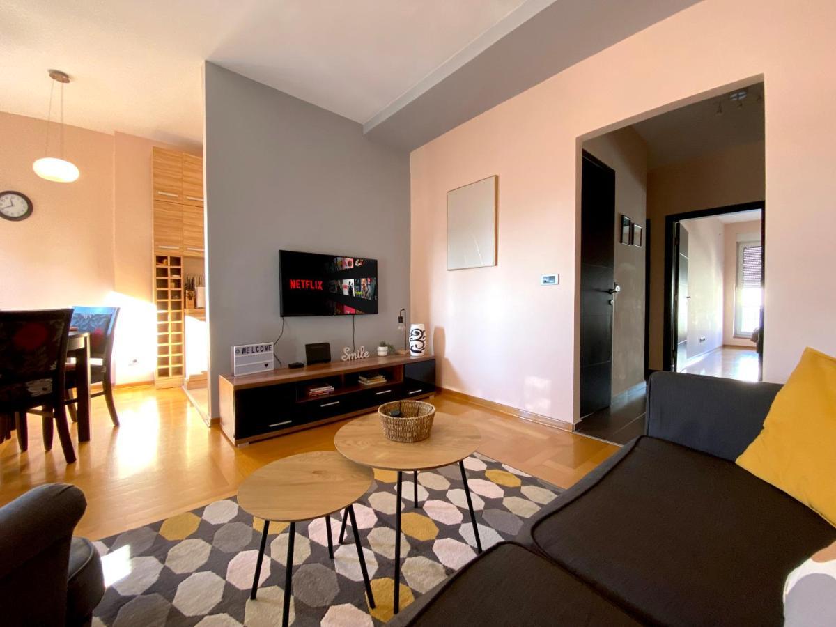 Quince Apartment-Free Parking-City Center Belgrado Esterno foto