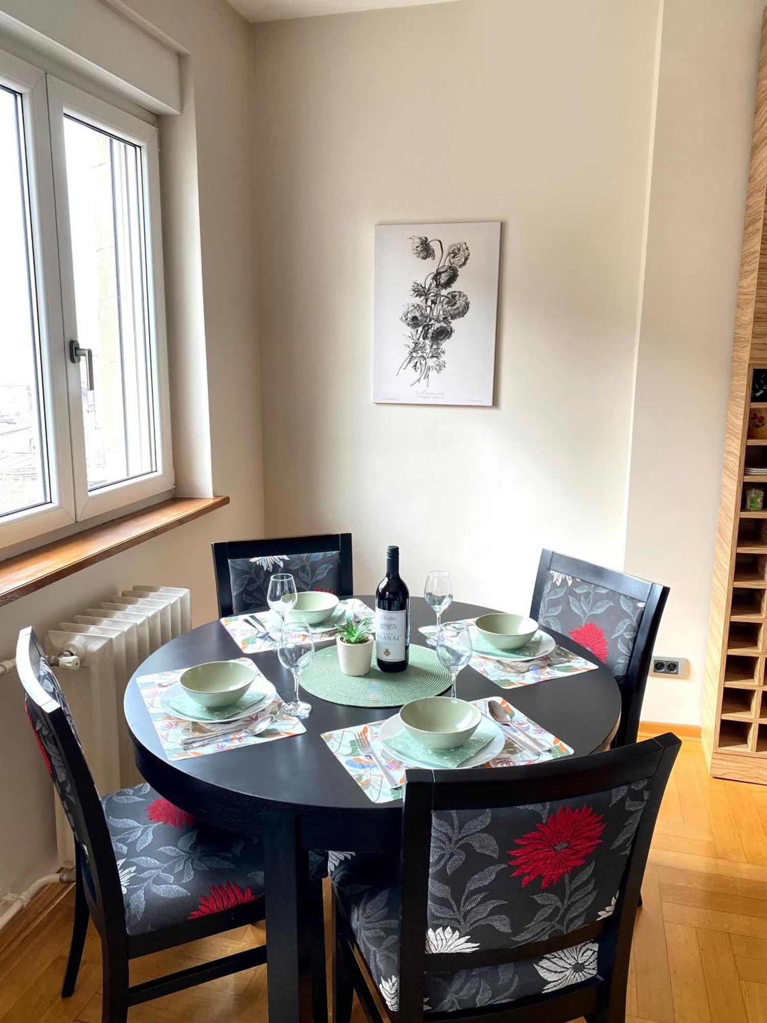Quince Apartment-Free Parking-City Center Belgrado Esterno foto